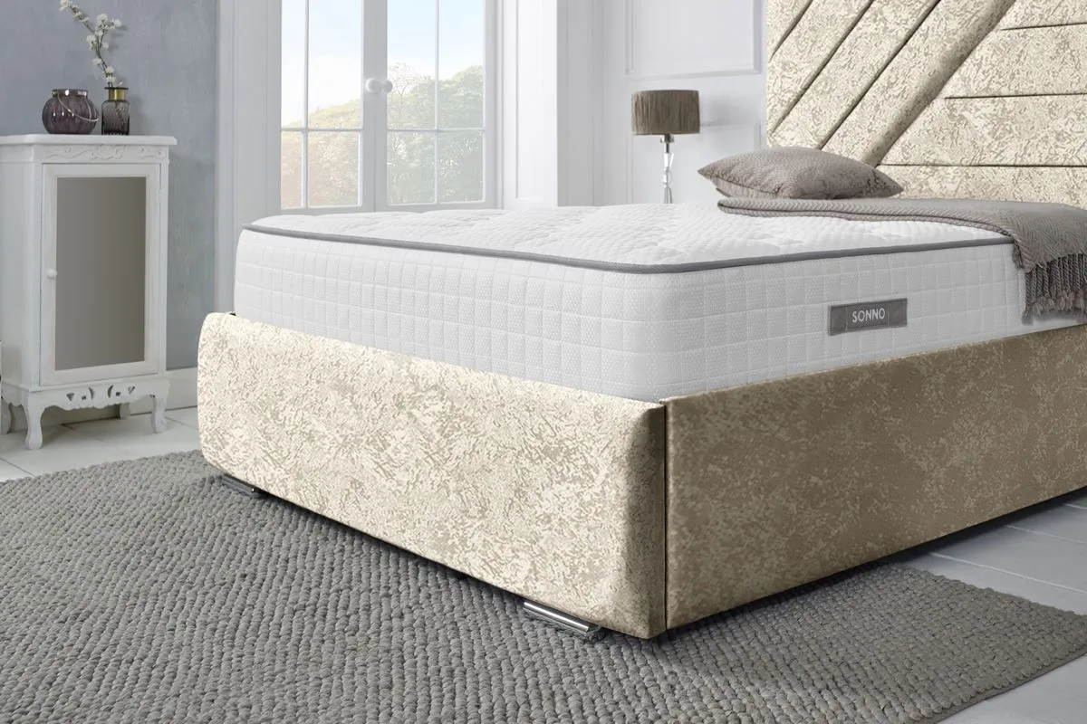 Chicago Upholstered Bed