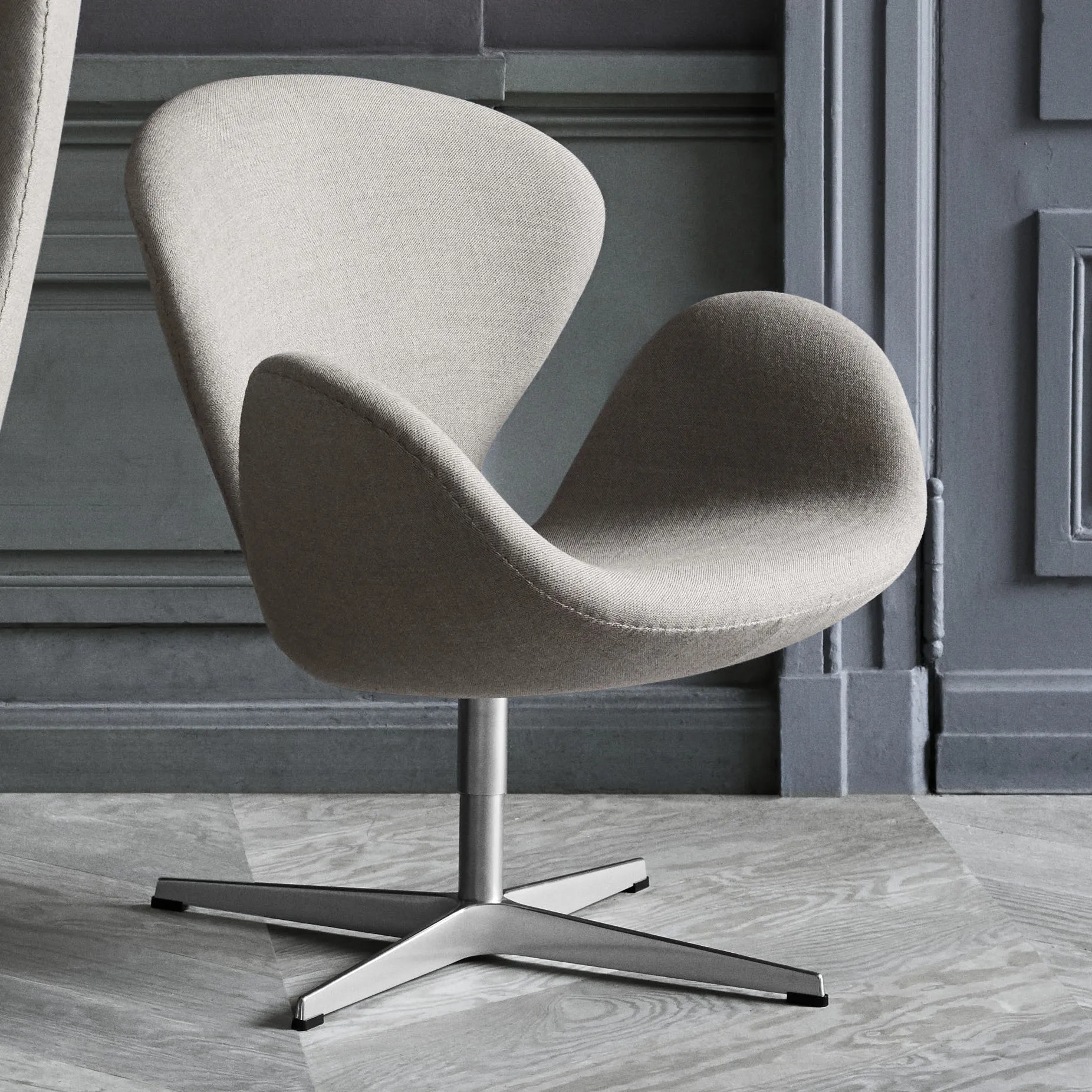 Fritz Hansen Swan™ Chair Upholstered