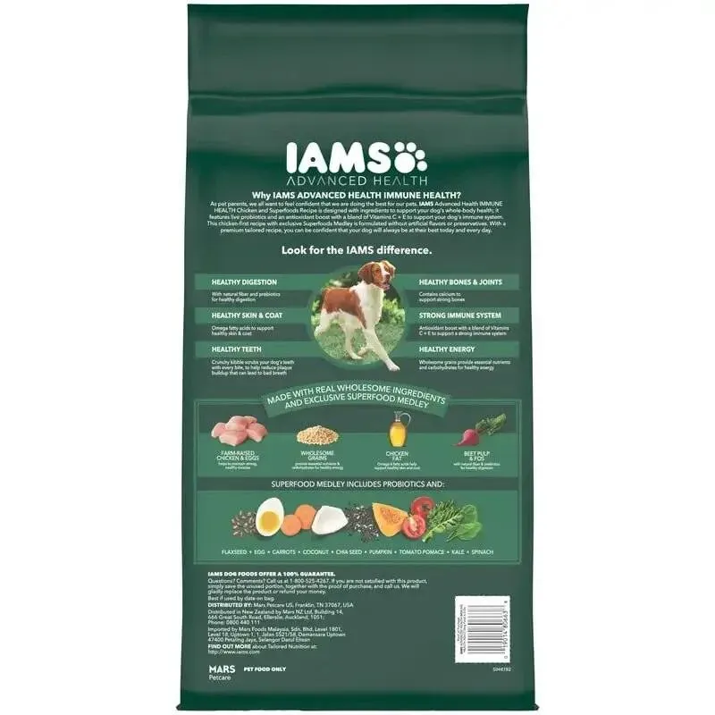 IAMS Chicken & Superfoods Dog Food