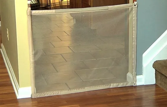 Portable Folding Pet Separation Barrier Dog Obstacle Safety Fence  Valla para perros y mascotas, puerta de seguridad